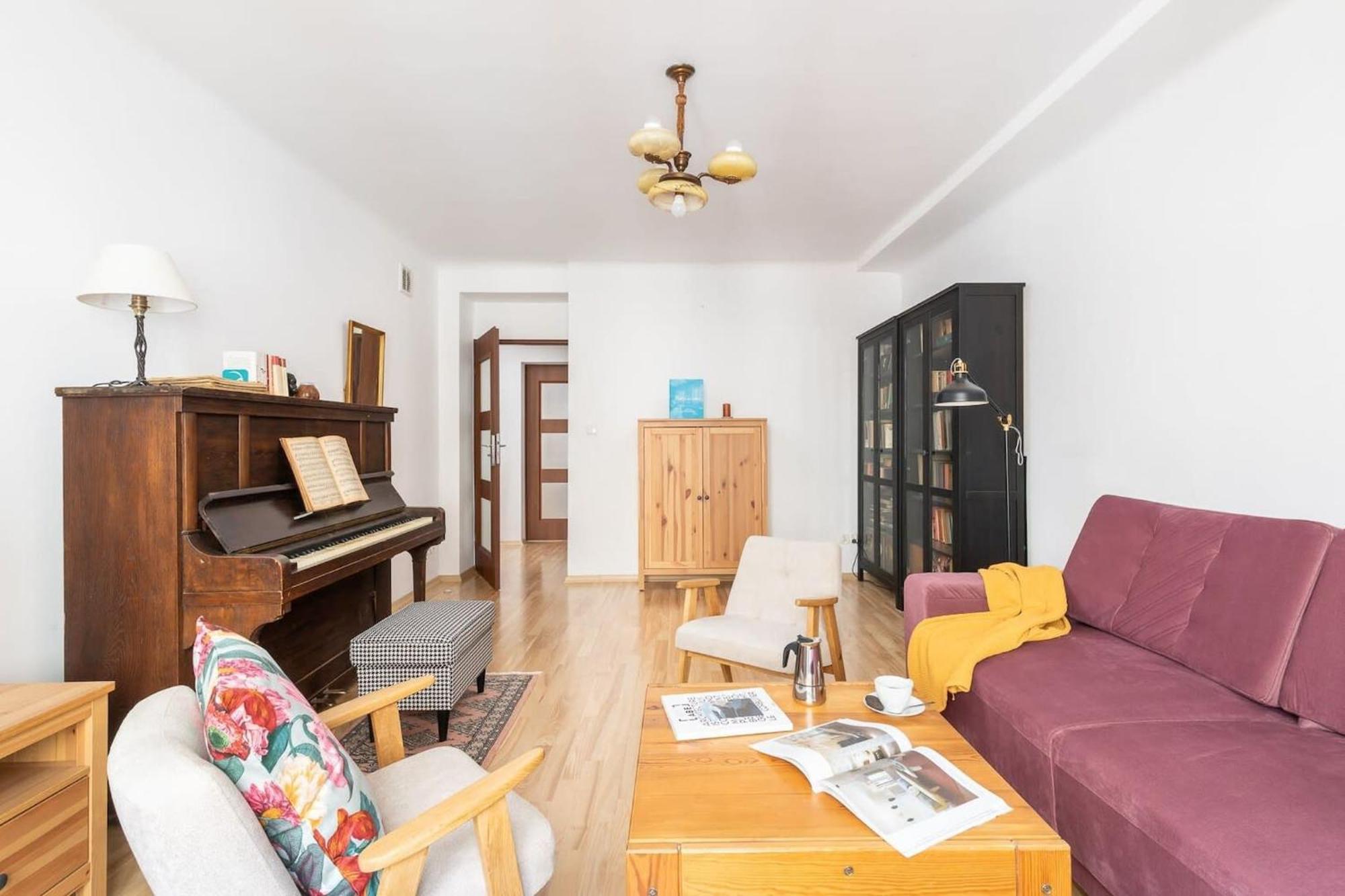 Rent Like - śniadeckich 1/15 * Warszawa